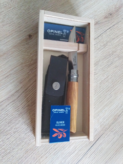 Opinel VR N°08 Inox 8,5 cm v dárkovém balení - oliva